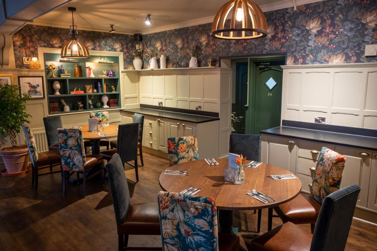 Ely Hotel By Chef & Brewer Collection كامبرلي المظهر الخارجي الصورة